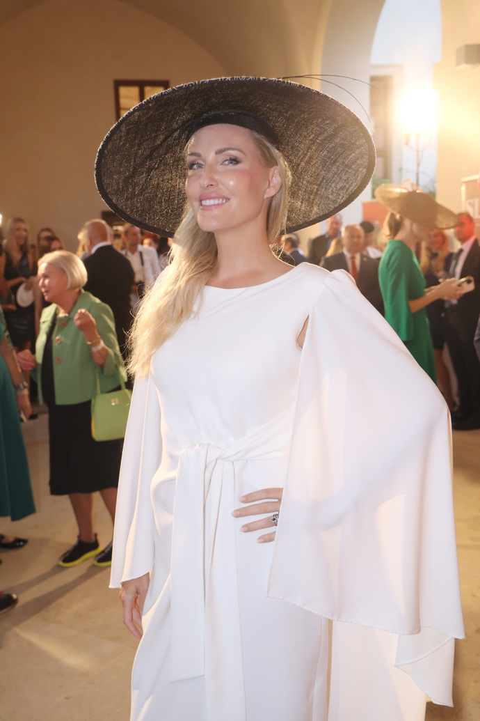 Co myslíte, podobá se Zuzana Rosáková na svého tatínka?