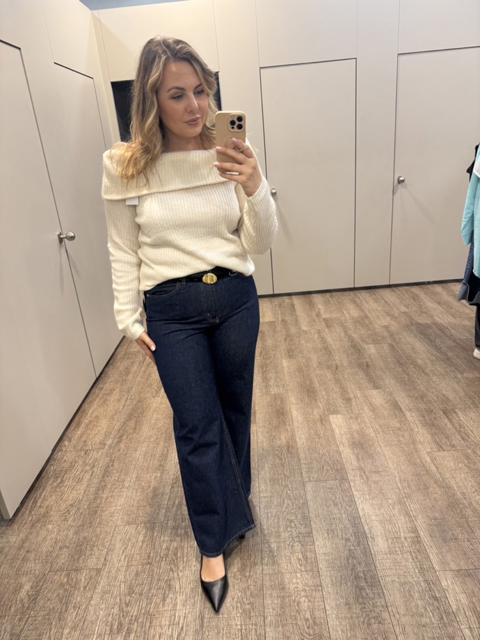Výsledný outfit ze slev se myslím povedl. 