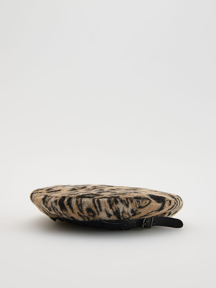 Baret se zvířecím vzorem, Reserved, 599 Kč