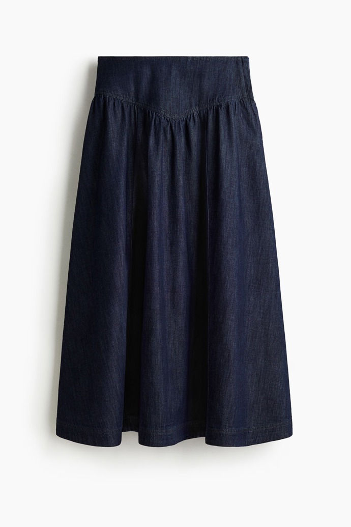 Rozšiřující se džínová sukně. H&M, 979 Kč