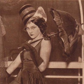 Jiřina Šejbalová byla ženou mnoha talentů - skvěle zpívala, hrála a byla uhrančivě krásná. Excelovala ve Vlčí jámě, ale objevila se i v seriálu Sňatky z rozumu.