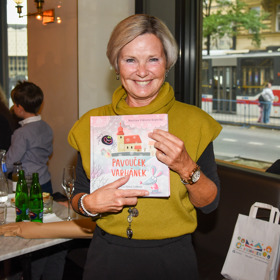 Co myslíte, jak moc je své dceři podobná? 