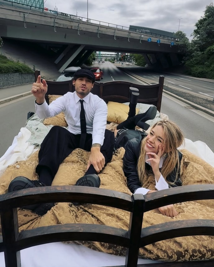 Aneta se objevila ve videoklipu Renneho Danga.