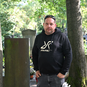 Petr Krampol tvrdí, že matce vždy přispěchal na pomoc, když bylo třeba.