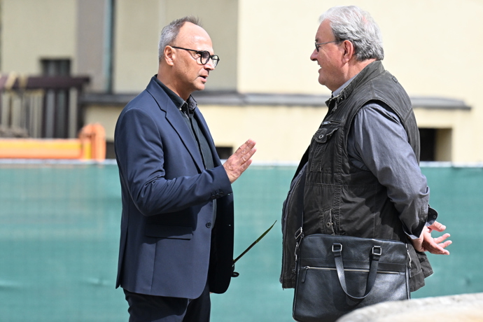 Přátelé a kolegové přišli vyprovodit Petra Obdržálka na jeho poslední cestu.