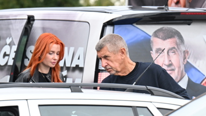 FOTO: Andrej Babiš s Anetou Zicklerovou.