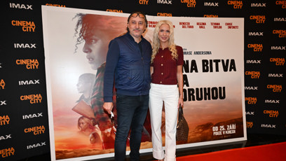 FOTO: Marian Vojtko dorazil na premiéru se svou krásnou partnerkou Helenou.