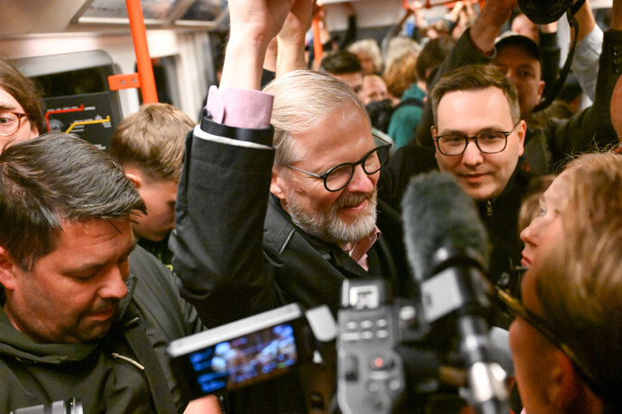 Petr Fiala se projel metrem.