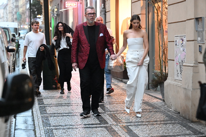 Richard Müller se svou dcerou.