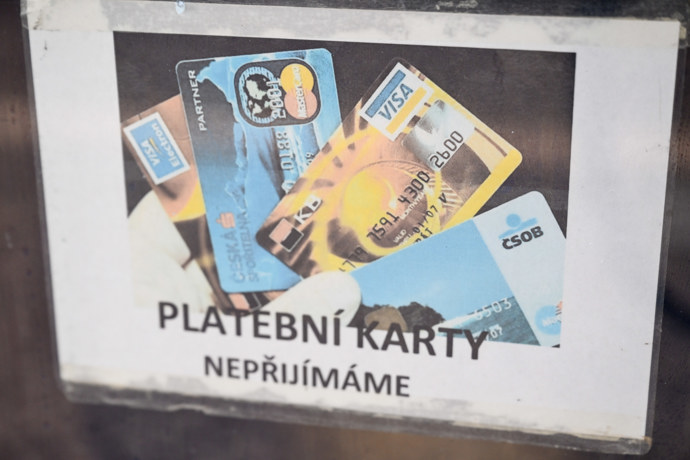 V restauraci nelze platit kartou.
