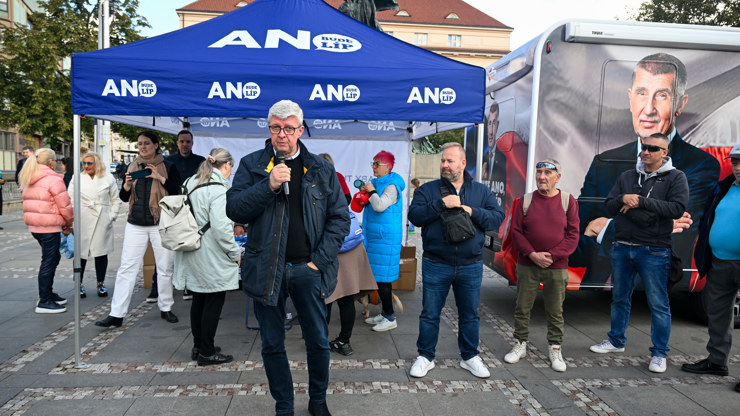 Karel Havlíček na dnešním setkání ANO. 