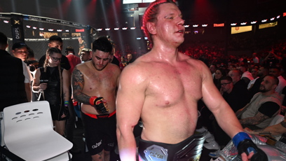 FOTO: Nathan odešel ze souboje jako vítěz.