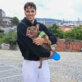 Honza Michálek míří do Love Islandu, Bentley bude umístěn do psího resortu. 