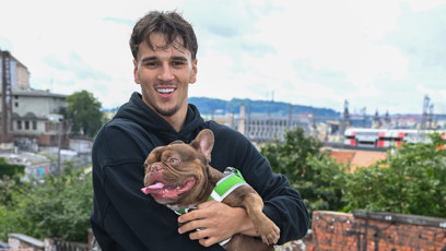 FOTO: Honza Michálek míří do Love Islandu, Bentley bude umístěn do psího resortu.