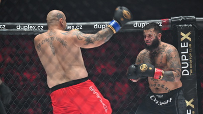 FOTO: Nenávistná nálada byla mezi zápasníky znát.