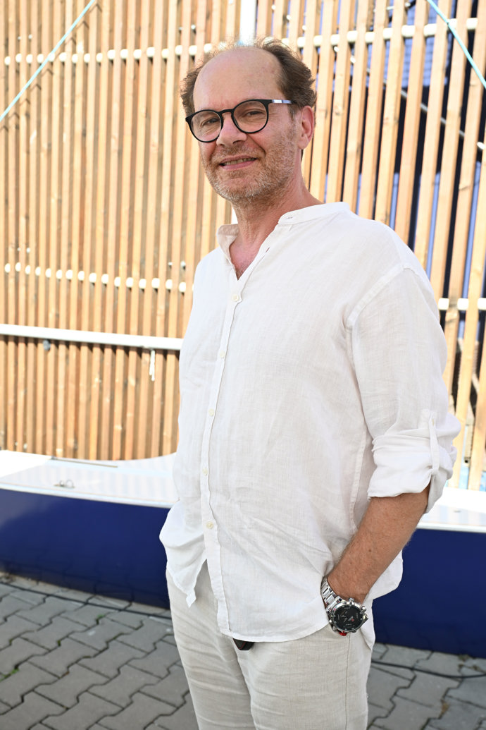 Herec Adrian Jastraban.