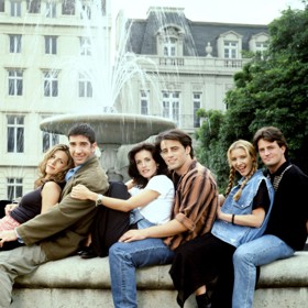 Seriál Přátelé slaví 31 let od premiéry prvního dílu.