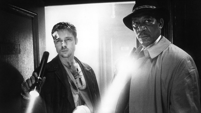 Thriller Sedm slaví 30 let: Brad Pitt se při natáčení vážně zranil, scenáristovi doporučili psychiatra