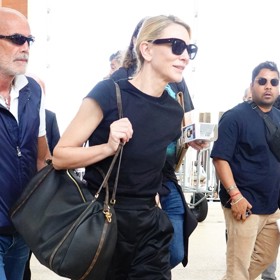 Cate Blanchett benátský filmový festival opustila se stejnou taškou, s jakou na akci dorazila.