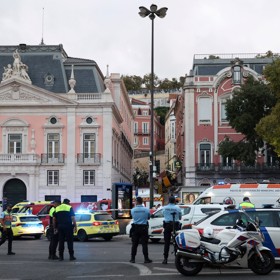 Tragédie v Lisabonu.