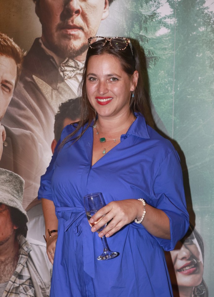 Bára dorazila na premiéru s dobrou náladou.