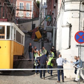 Policie nyní celý tragický incident prošetřuje.