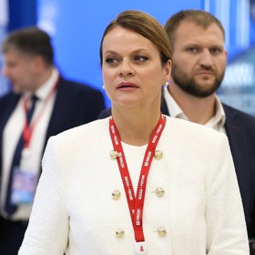 Anna Civiljovová má blízko k Putinovi.