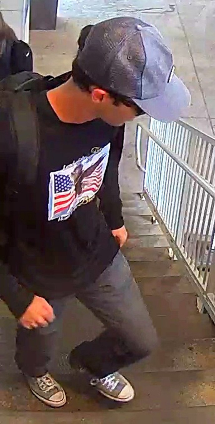 Možný pachatel byl zadržen, policie už ho vyslýchala.