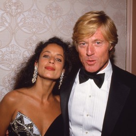 Robert Redford s partnerkou Soniou Braga.
