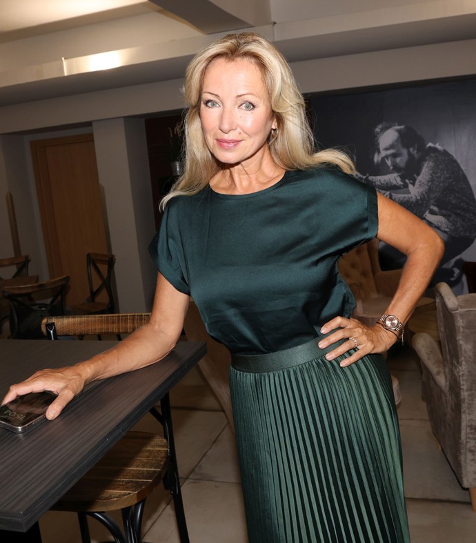 Na první pohled vypadají halenka a top jako šaty.