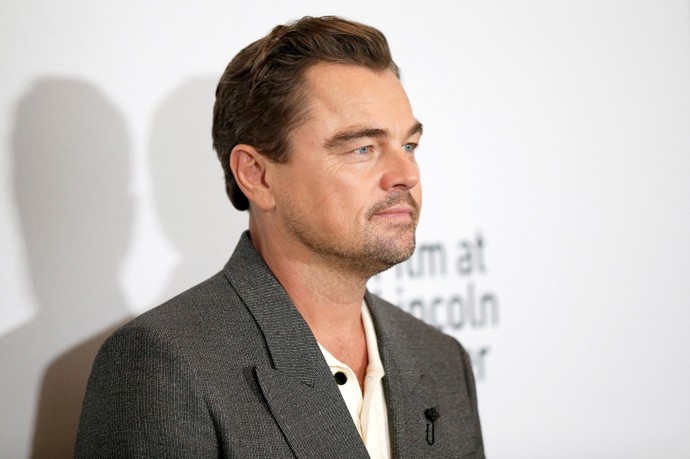 Leonardo DiCaprio se mění k nepoznání. 