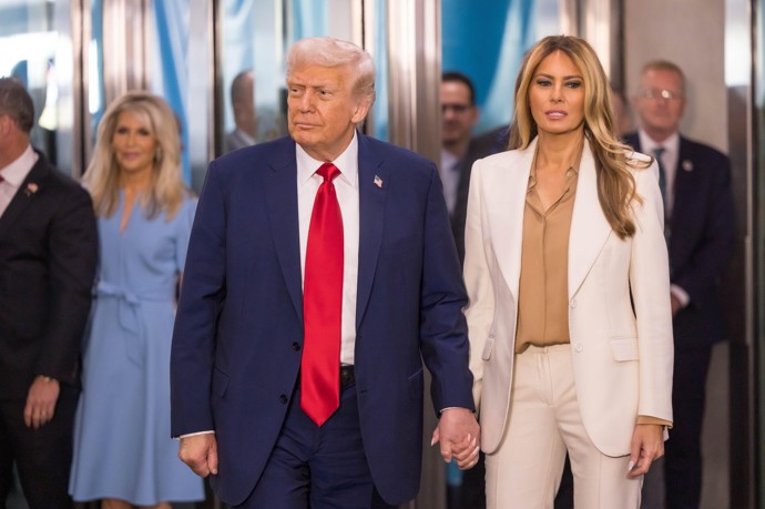 Donald Trump s manželkou Melanií zažili v sídle OSN nepříjemný incident. 