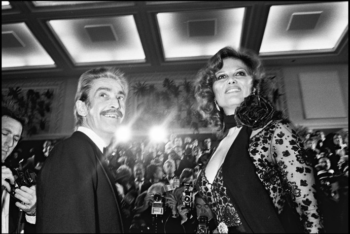 Franco Cristaldi a Claudia Cardinale na festivalu v Cannes roku 1974. O rok později herečka od despotického partnera utekla.
