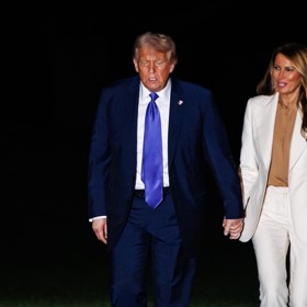 Donald Trump po boku své manželky Melanie. 