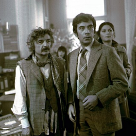 Ladislav Smoljak po sobě zanechal trvalý odkaz v podobě cimrmanovství. Na snímku z filmu Trhák je s Petrem Čepkem.