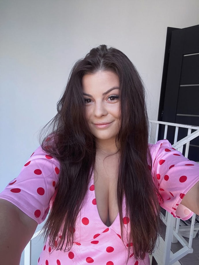 Barbora Krčmová míří do Zrádců.