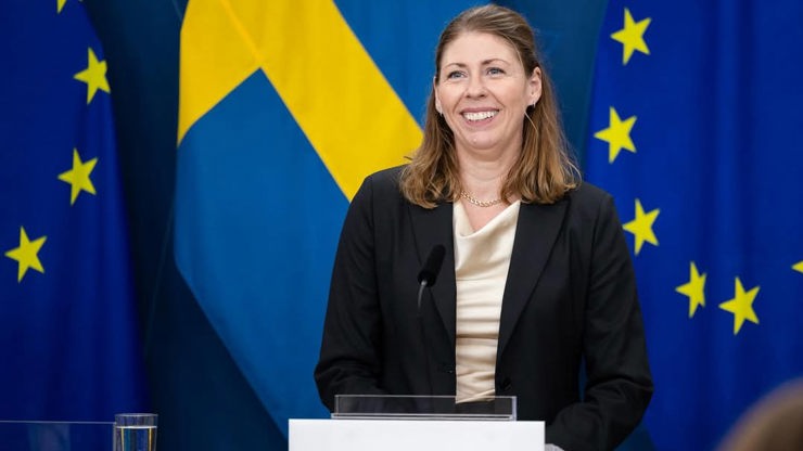 Elisabet Lannová zkolabovala během tiskové konference.