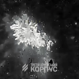 Ruští vojáci používají na bojišti nekonvenční maskovací techniky. 