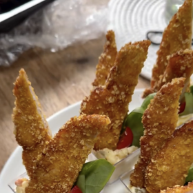 Na oslavě Mii nechybělo občerstvení.