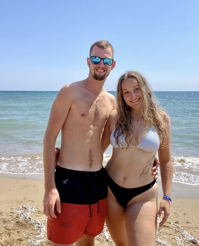 Jan Štefela s partnerkou Sárou.