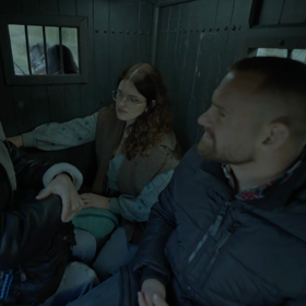 Vladimír, Karolína a Patrik v kočáře.
