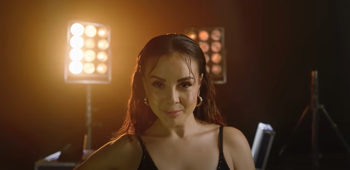 Monika Bagárová byla sexy.