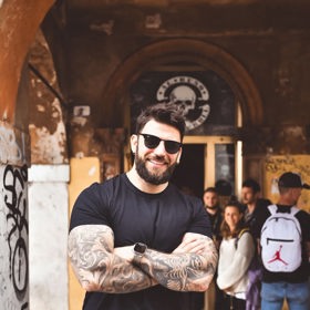 Stanislav Yanevski zraje jako víno.