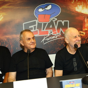 Kapela Elán byla zachráněna.
