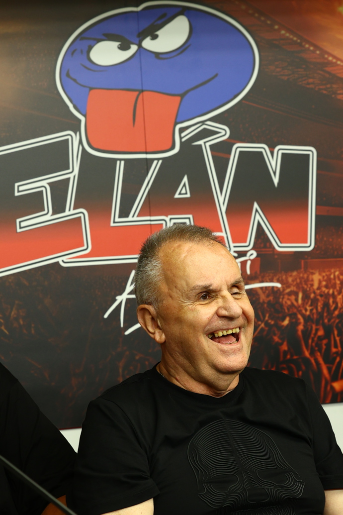 Jožo Ráž rozdával úsměvy. 