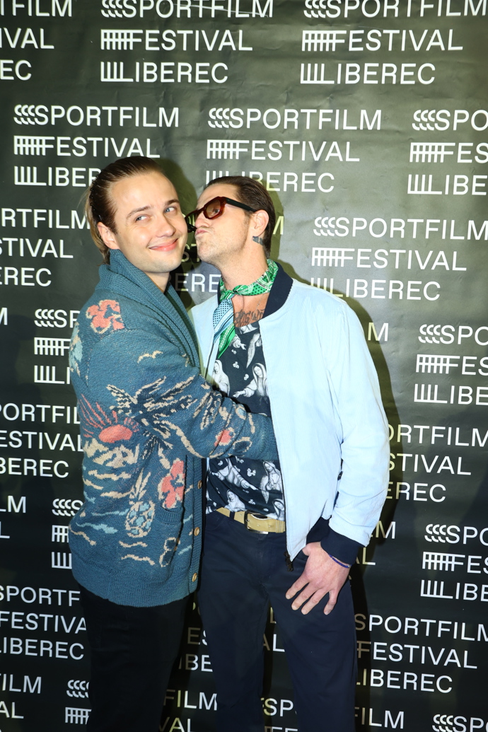 Cameron Douglas a Edouard Philipponnat si dělali legraci. 