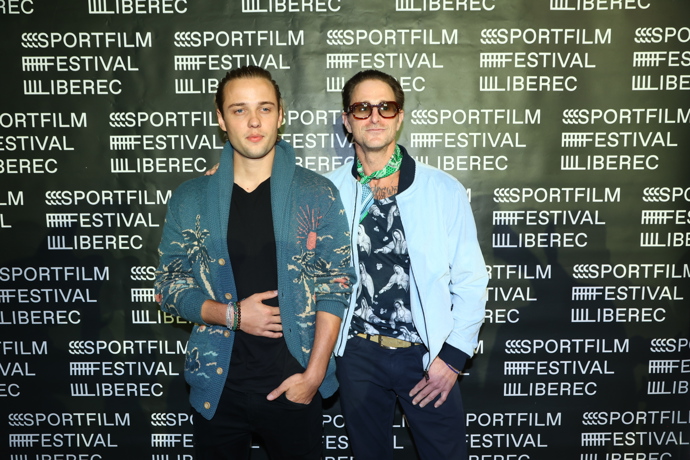 Cameron Douglas a  Edouard Philipponnat dorazili do Prahy.