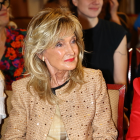 Zuzana Bubílková je elegantní dáma.