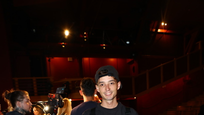FOTO: Denis Šafařík v divadle Na Fidlovačce.