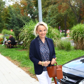 Dnes ji můžeme vídat ve Strašnickém divadle, se kterým také podniká zájezdy po celé republice. 